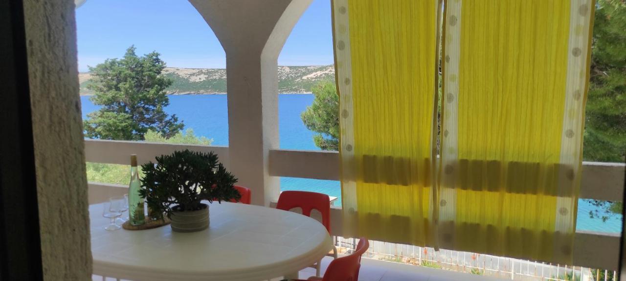 Sea Breeze Apartments With Private Beach And Boat Anchorage Stara Novalja Exteriör bild